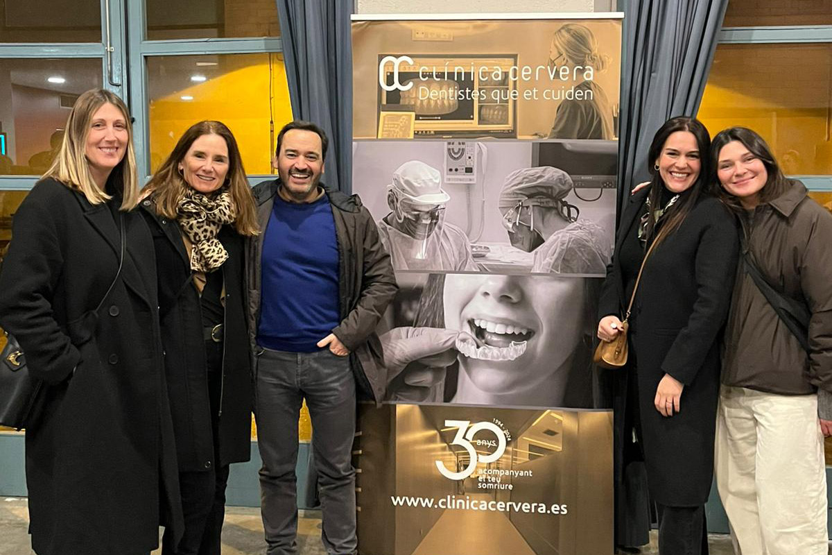 At Clínica Cervera we continue to bet on theatre and good laughs